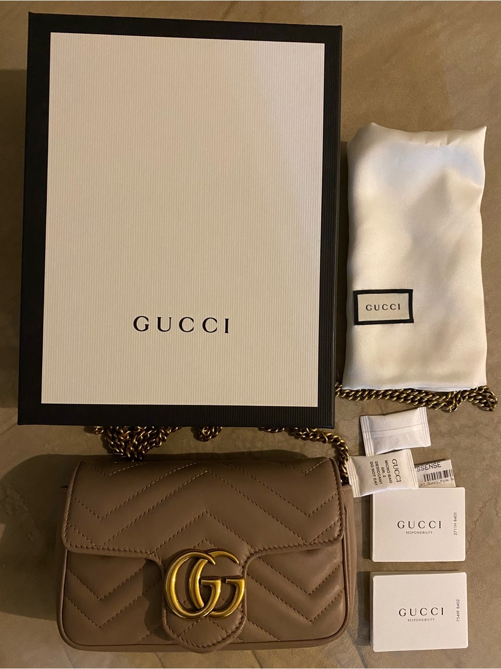 Gucci Super Mini GG Marmont Bag
